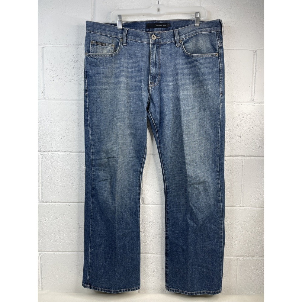 Calvin Klein Jeans Men's 36x30 Modern Boot Cut Blue Denim Stretch Jeans Pants